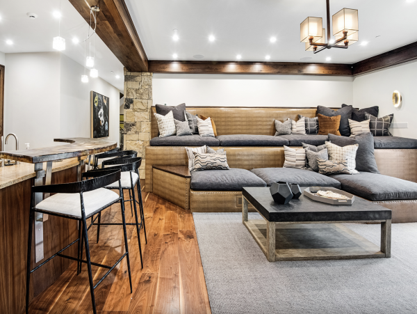 Ski In Ski Out Vail 8 Bedroom Luxury Vacation Home Sleeps 18